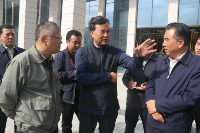 省人大常委會(huì)副主任、海東市委書記鳥成云專題調(diào)研曹家堡保稅物流園